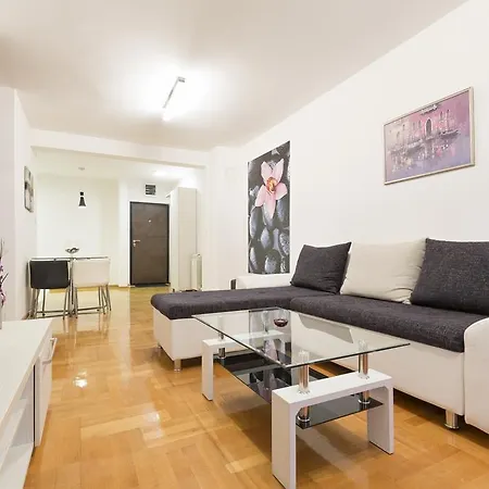 Prima * Βελιγράδι